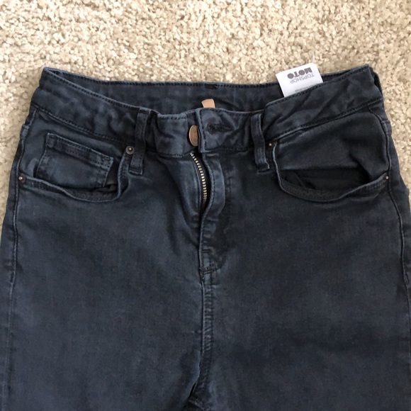 Topshop Moto Ripped Skinny Jeans - Picture 2 of 3